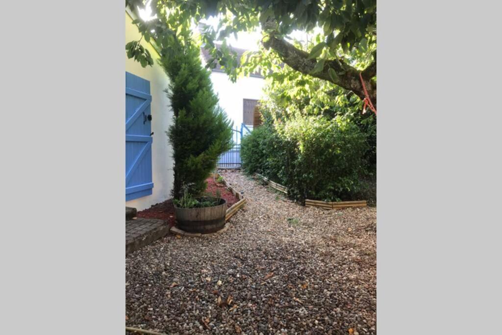 Maisonnette De Charme Climatisee La Machine Buitenkant foto